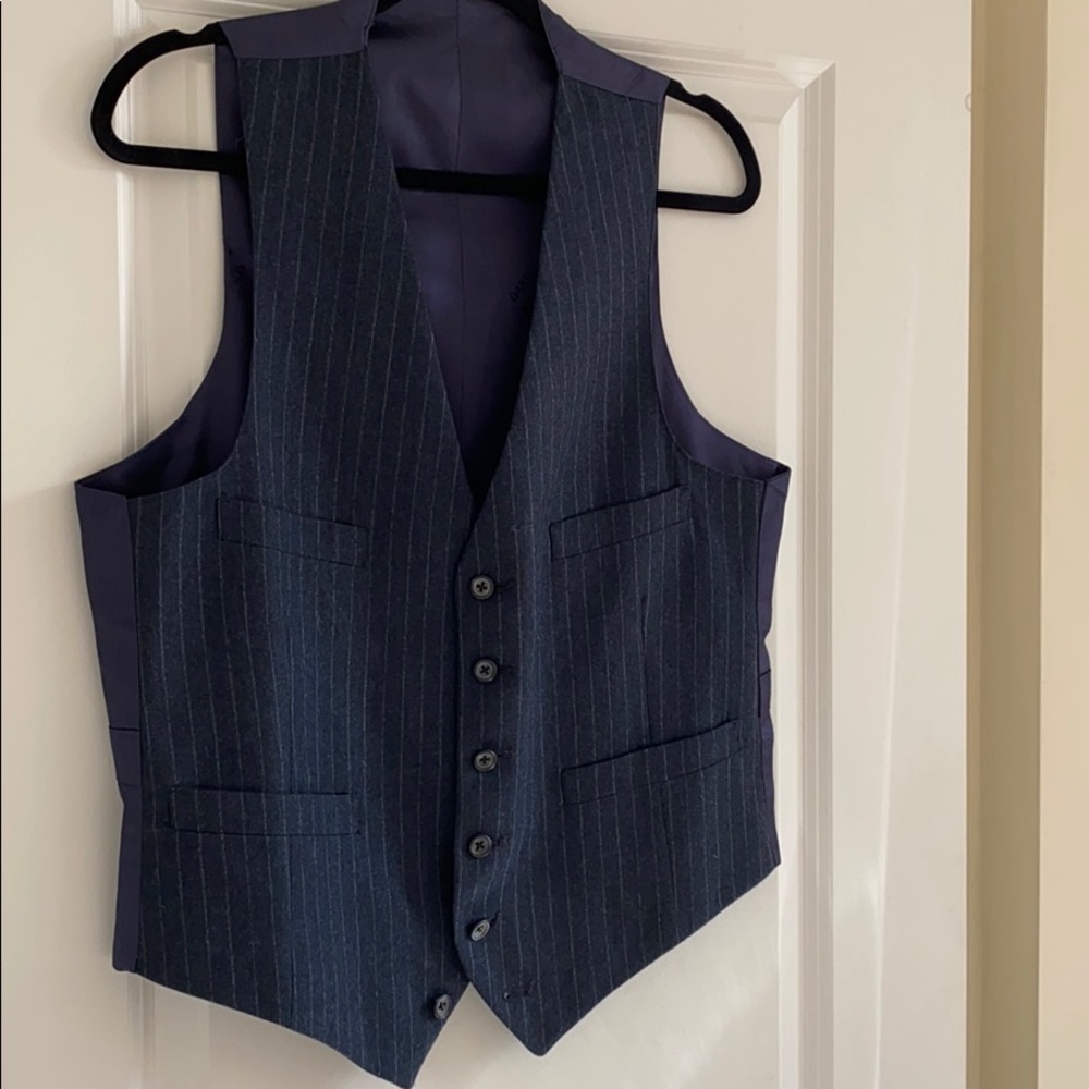 Daks Vest - Picture 2 of 3